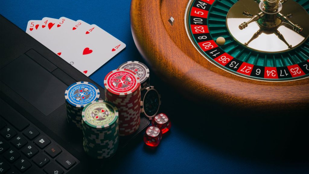 Làm sao để tránh ngụy biện Monte Carlo?